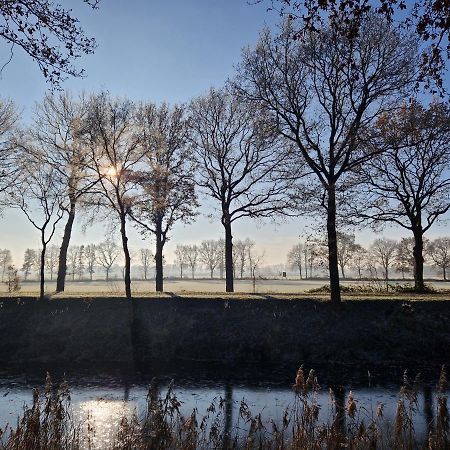 Sfeervolle Bovenwoning Uit 1916 Met 2 Slaapkamers Hooghalen Bagian luar foto