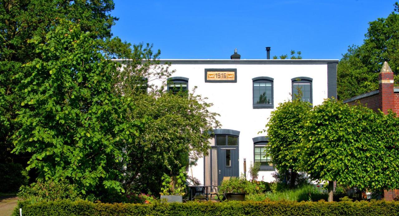 Sfeervolle Bovenwoning Uit 1916 Met 2 Slaapkamers Hooghalen Bagian luar foto